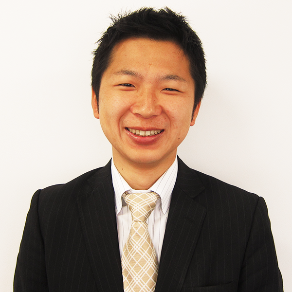 金林 学洙 氏