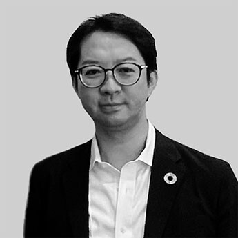 難家嘉之氏